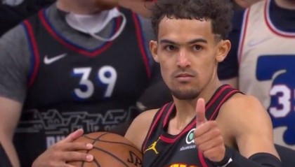  特雷杨50分虽败犹荣战爵士  