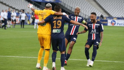  尤文绝杀米兰，终结对手不败纪录  