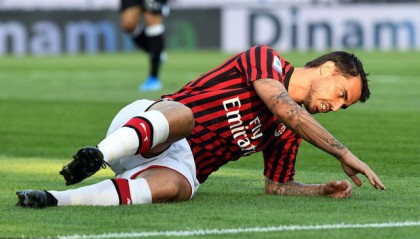  米兰新援首秀破门，圣西罗球场沸腾欢呼潮