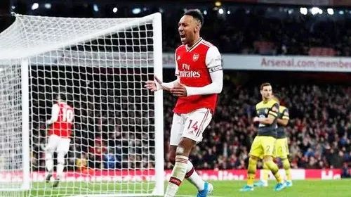  阿森纳防线现漏洞，廷贝尔伤退雪上加霜  